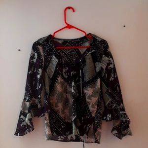 Impressions brand blouse, ruffled end sleeve, print, purple, black, gray, pink